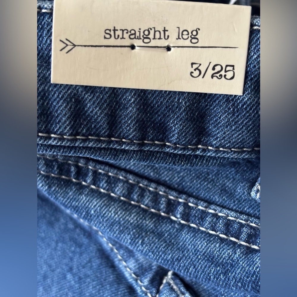 Banjara Straight Leg Jeans Heart Studded Denim Blue Size 3/25 NWT - Picture 7 of 7
